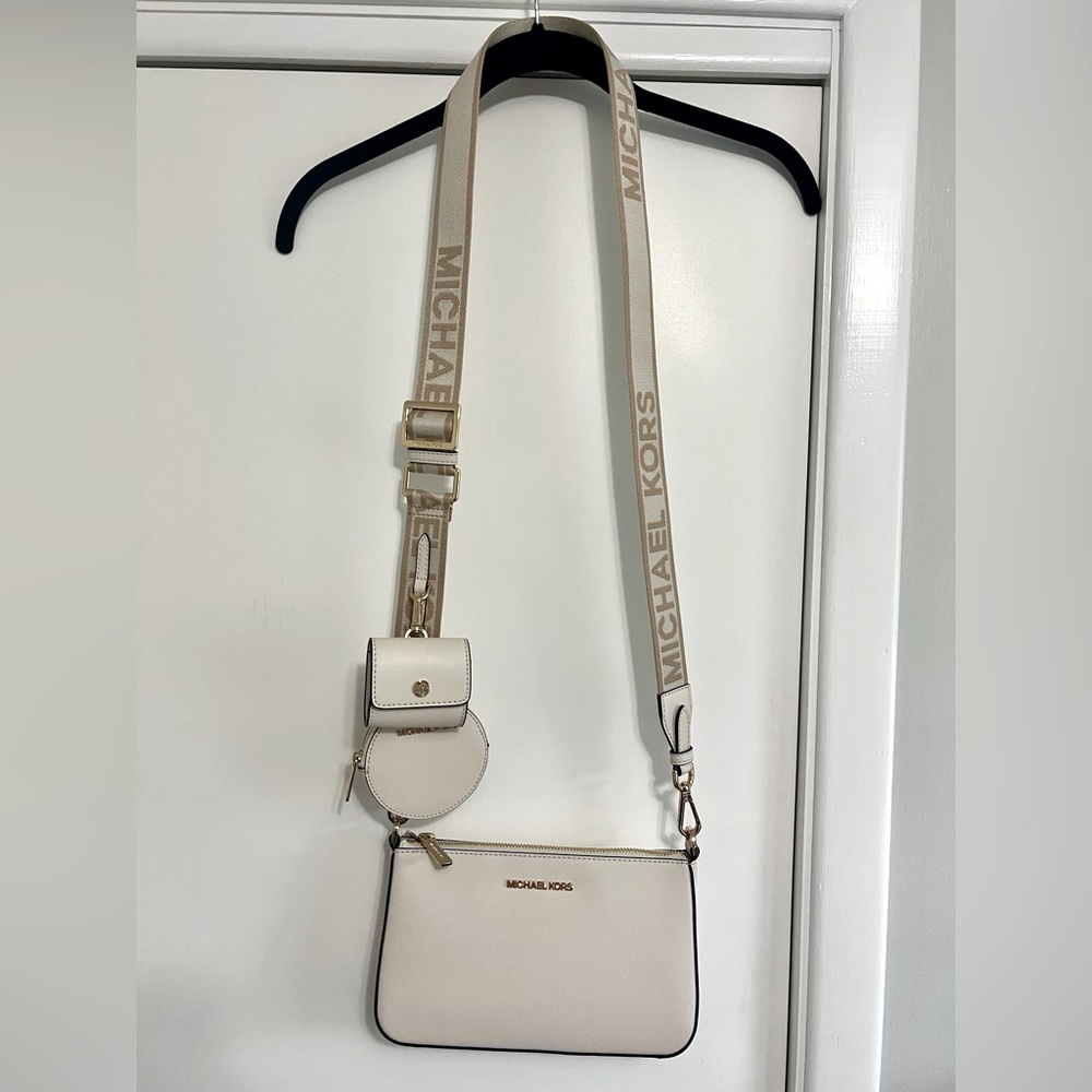Michael Kors Jet Set Saffiano Leather Crossbody Bag